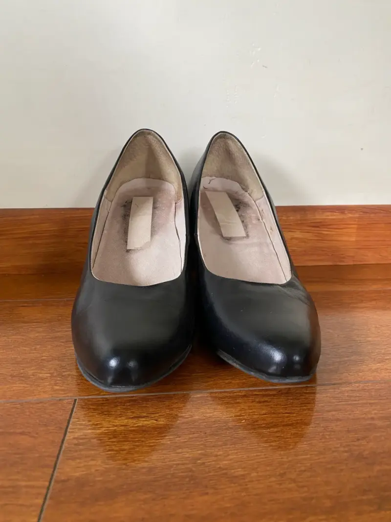 Zapatos negros de mujer - 1