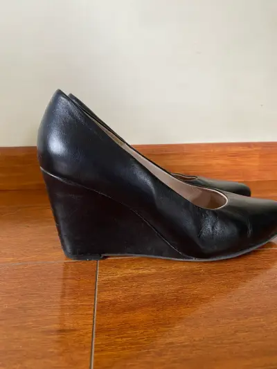 Zapatos negros de mujer - miniatura 3