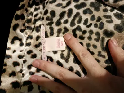 Pijama leopardo Victoria's Secret - miniatura 2