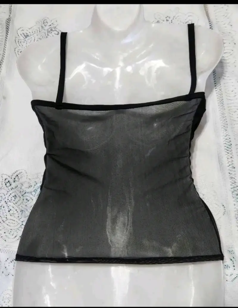 Top negro nuevo con estampado de arañas - 5