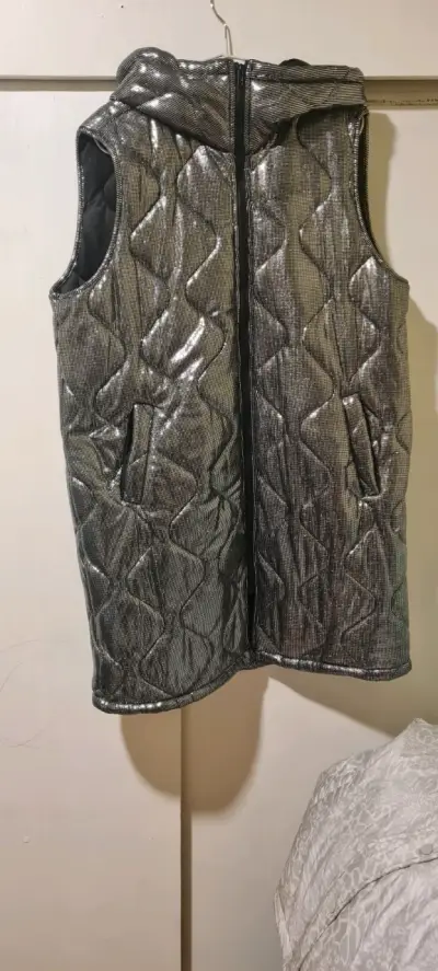 Chaqueta acolchado plateado sin mangas - miniatura 1