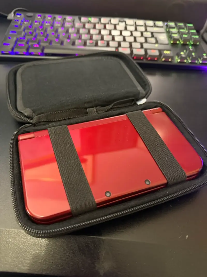 Consola New Nintendo 3DS XL Rojo Brillante - 5