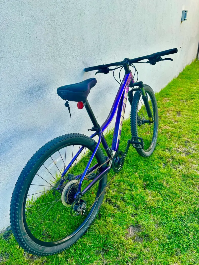 Bicicleta de montaña Trek morada - 1