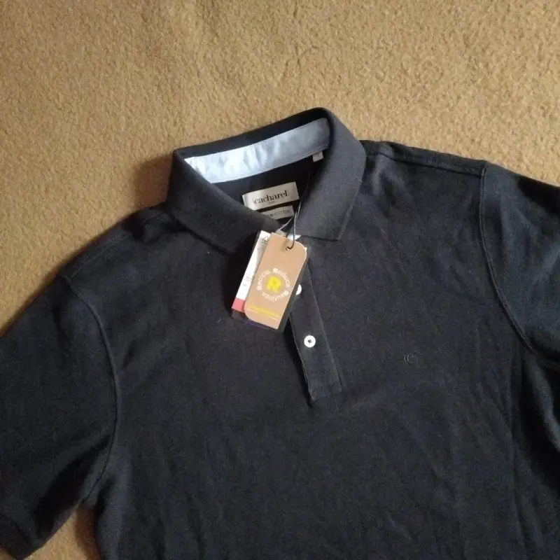 Polera cacharel negra - 2