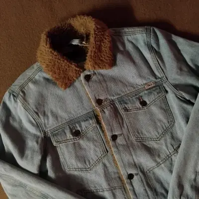 Chaqueta de mezclilla con forro - miniatura 2