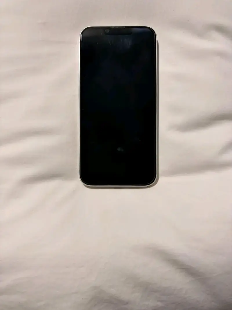 iPhone blanco en buen estado - 2