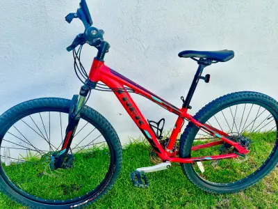 Bicicleta montaña Trek Marlin5, roja - miniatura 5