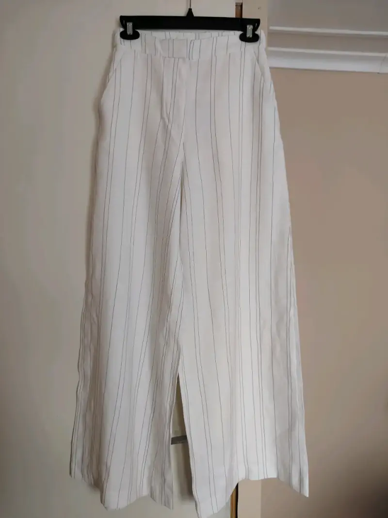 Pantalón blanco a rayas H&M - 1