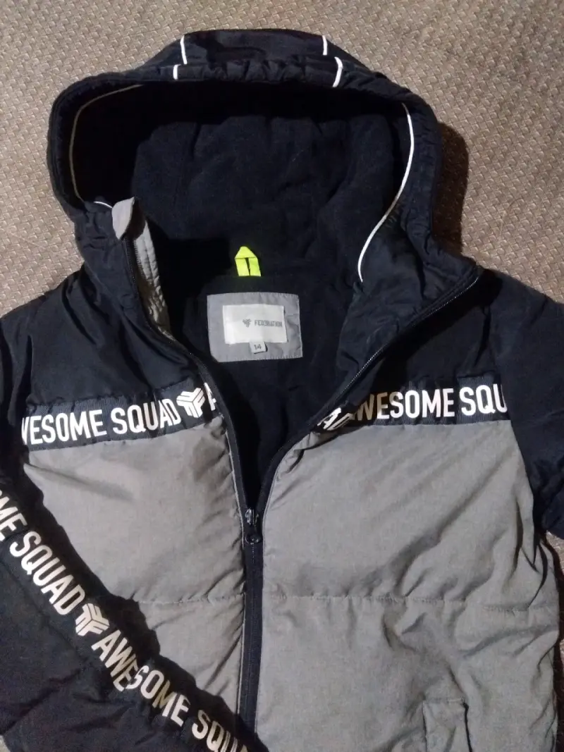 Chaqueta Awesome Squad bicolor con capucha - 3