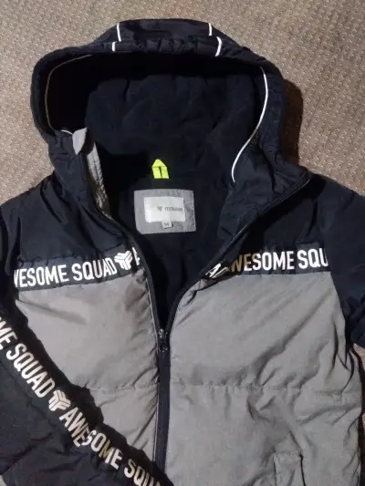 Chaqueta Awesome Squad bicolor con capucha - miniatura 3