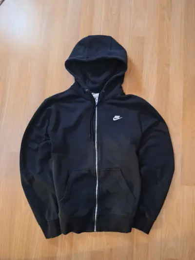 Polerón nike negro - miniatura 1