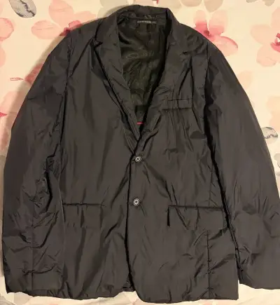 Abrigo negro estilo militar - miniatura 4