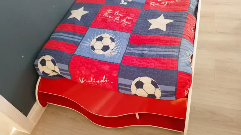 Cama infantil temática auto - 2