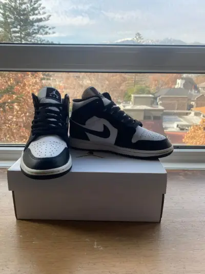 Zapatillas JORDAN 1 (Talla: 38 / 6 US) - miniatura 2