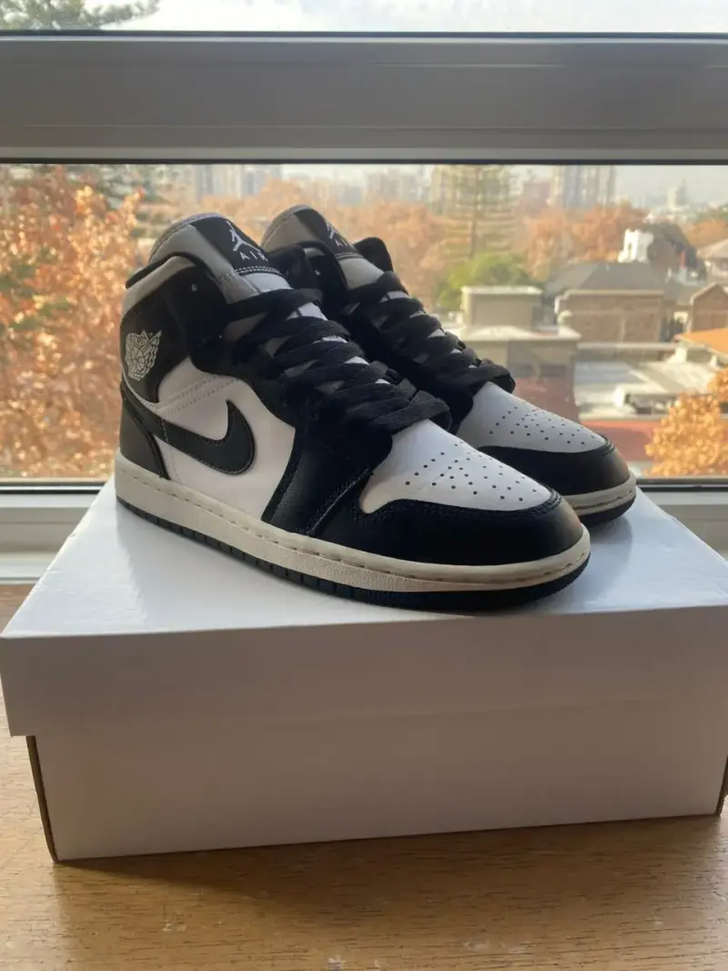 Zapatillas JORDAN 1 (Talla: 38 / 6 US) - 3