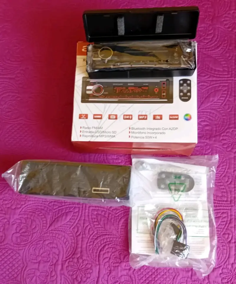 Radio de auto Bluetooth nueva