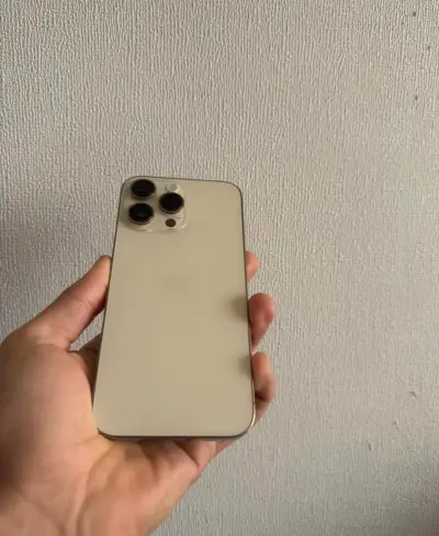 IPHONE 14 PRO MAX DORADO - miniatura 3