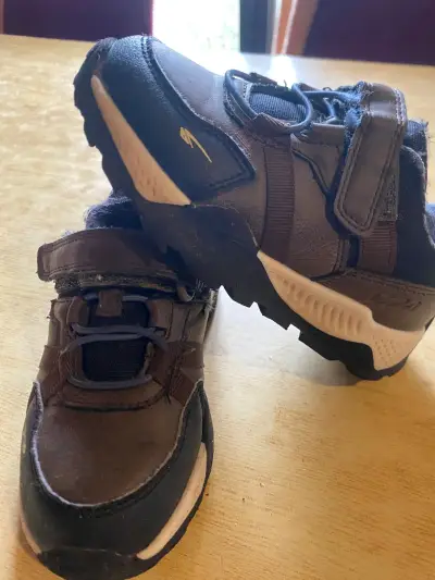 Zapatillas deportivas negras - miniatura 1