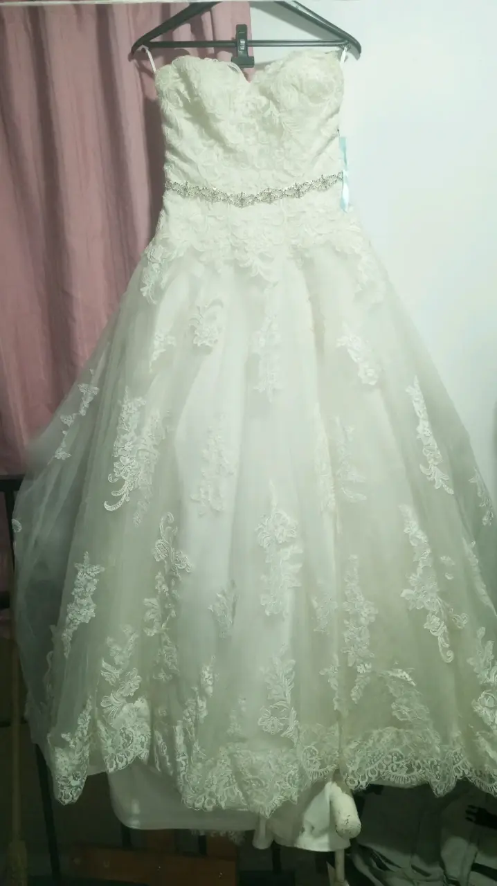 Vestido de novia con encaje - 3