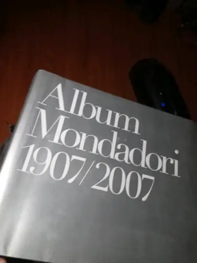 Álbum Mondadori 1907/2007 - miniatura 1