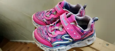 Zapatillas infantiles rosas - miniatura 1