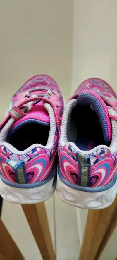 Zapatillas infantiles rosas - miniatura 3