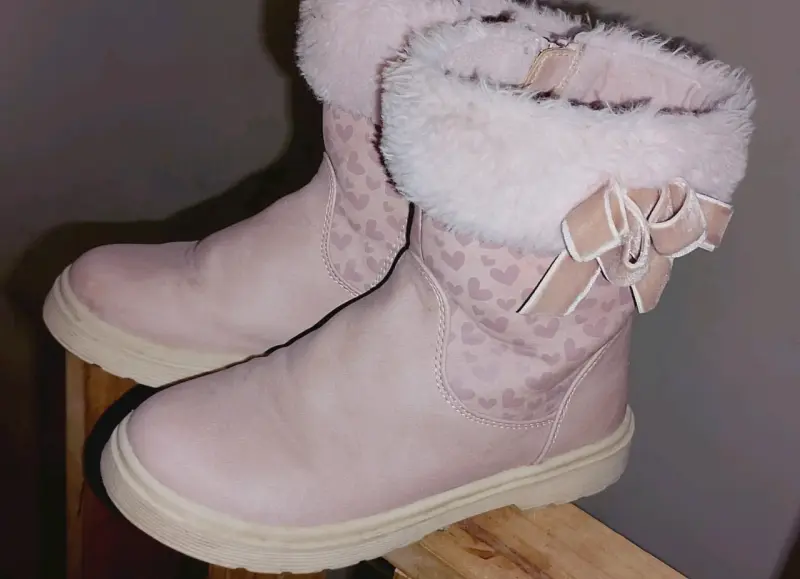 Botines rosados con forro peludo - 3