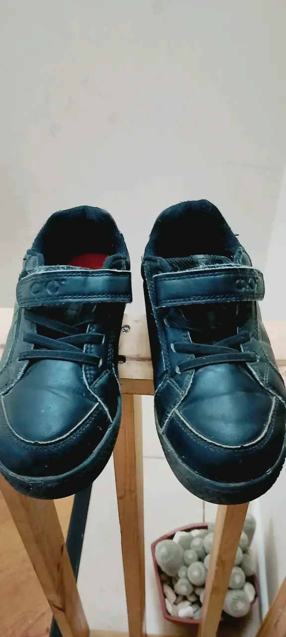 Zapatillas negras niño