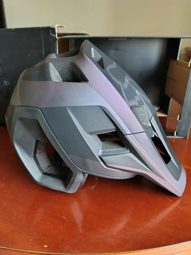 Casco de ciclismo gris - 2