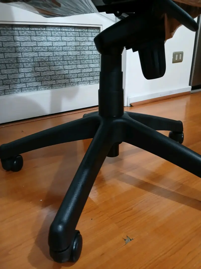 Silla de oficina ergonómica - 5