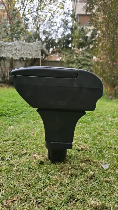 Apoya brazos de auto negro - miniatura 6