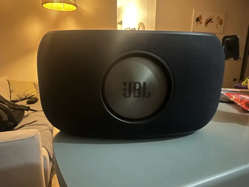 Parlante JBL negro grande - 2