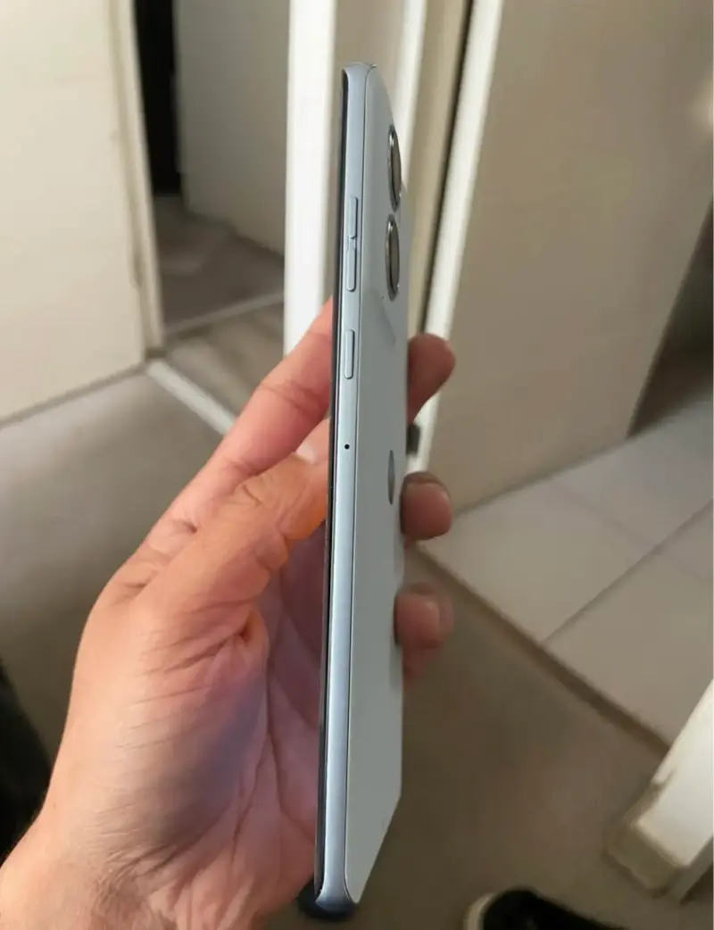 Motorola Nuevo Edge 50 128gb - 3