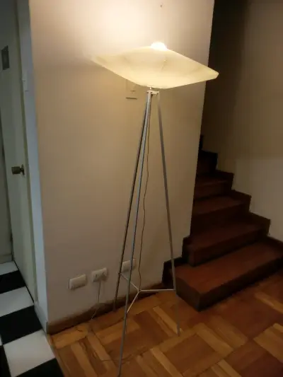Lámpara de pie moderna - miniatura 2