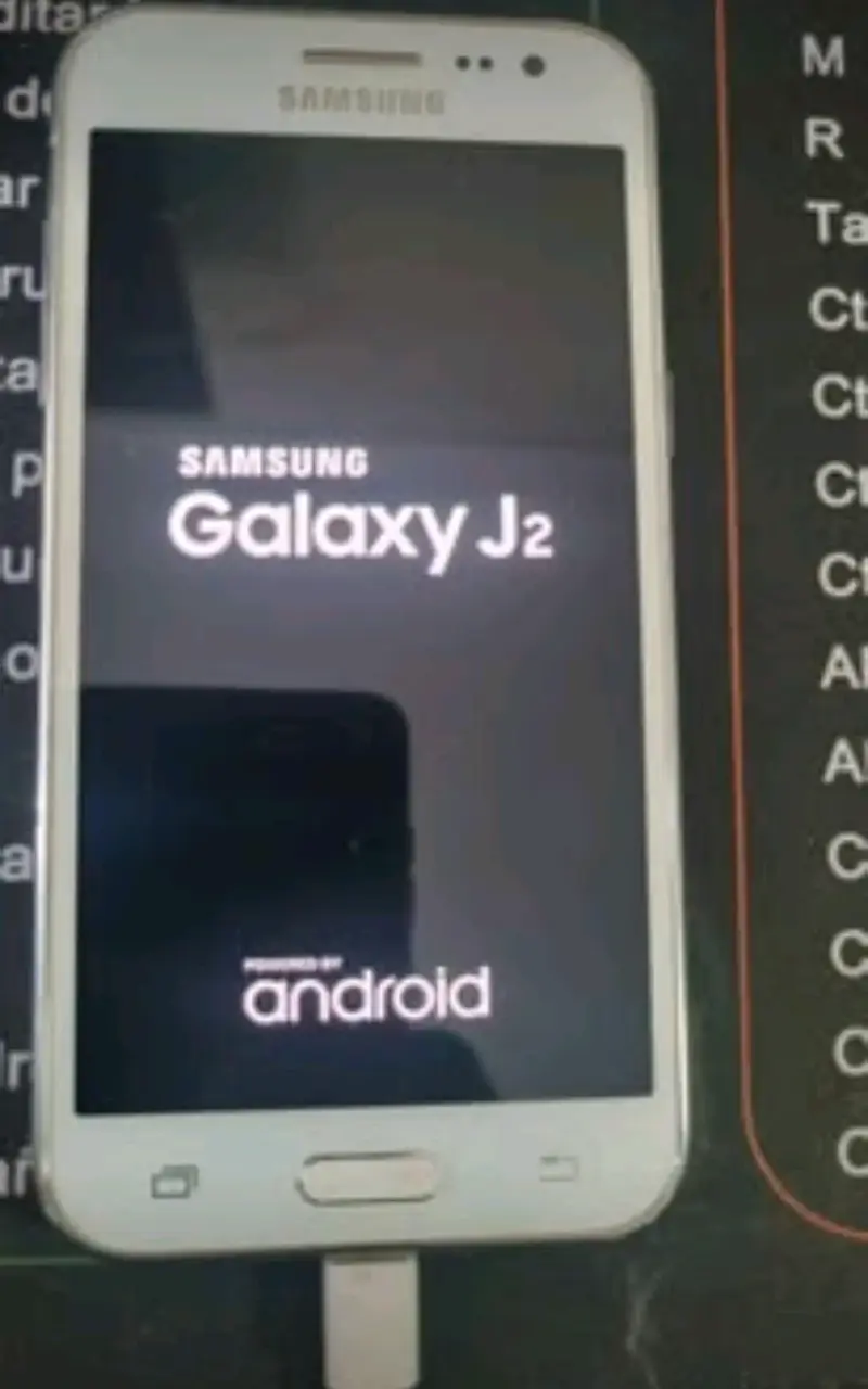 Samsung Galaxy J2 Android - 1