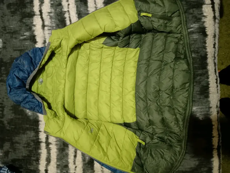 Chaqueta azul para niño con capucha - 2