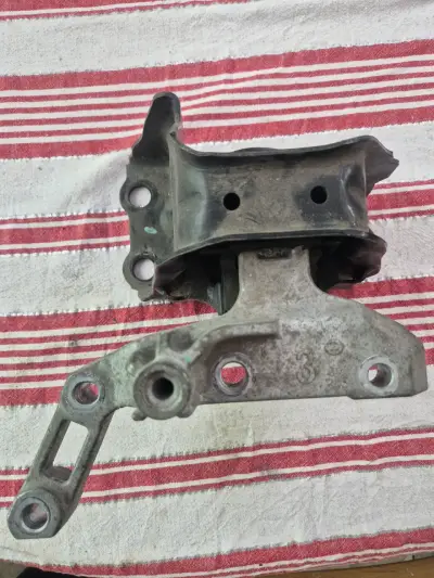 Soporte de motor Nissan note 2013 1.2 HR12 - miniatura 1