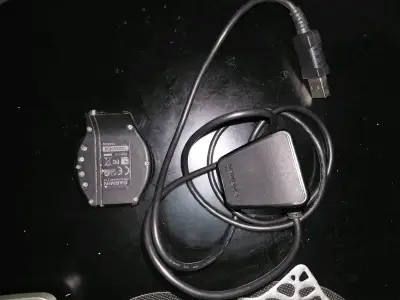 Reloj deportivo Garmin con cable - miniatura 2