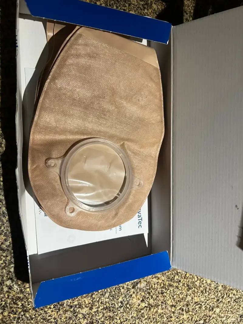 Placa y bolsa de ostomía 70 MM - 1