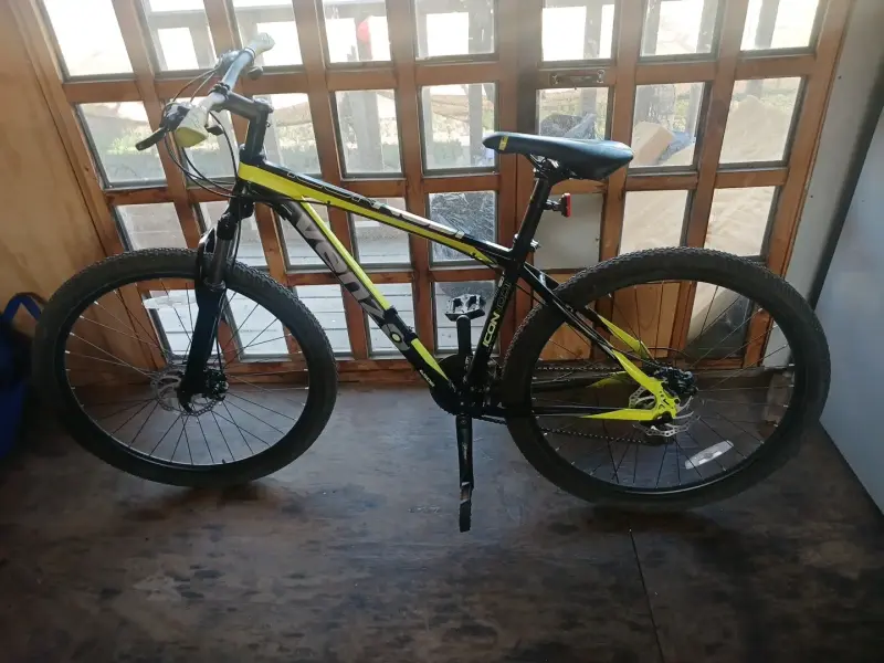 Bicicleta montaña Venzo amarilla