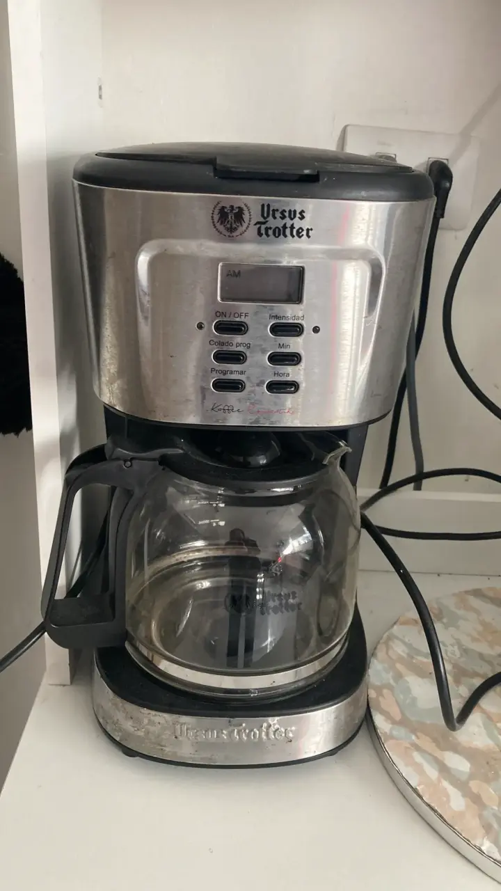 Cafetera Ursus Trotter con jarra - 2