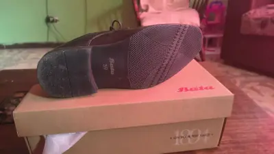 Zapatos formales Bata negros - miniatura 2