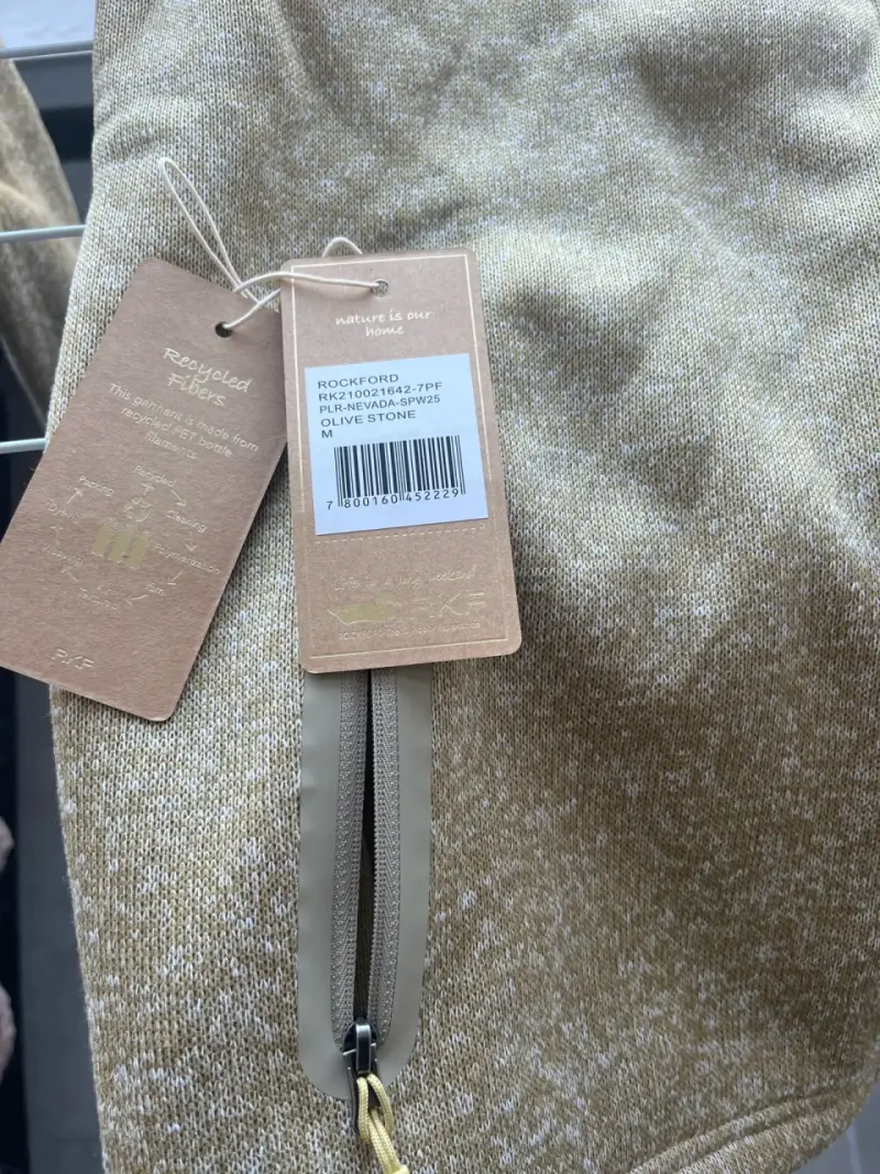 Chaqueta beige cierre completo - 4