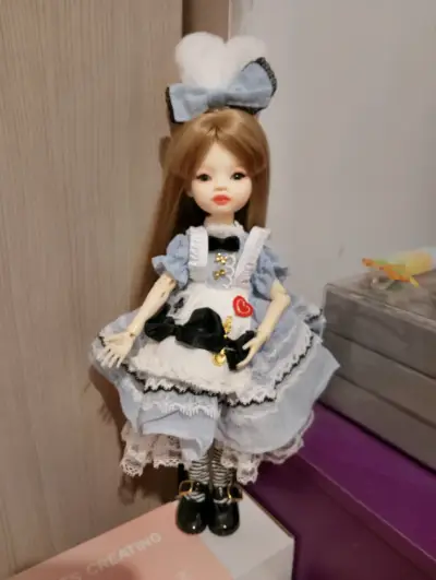 Muñeca BJD 1/6 Alicia - miniatura 1