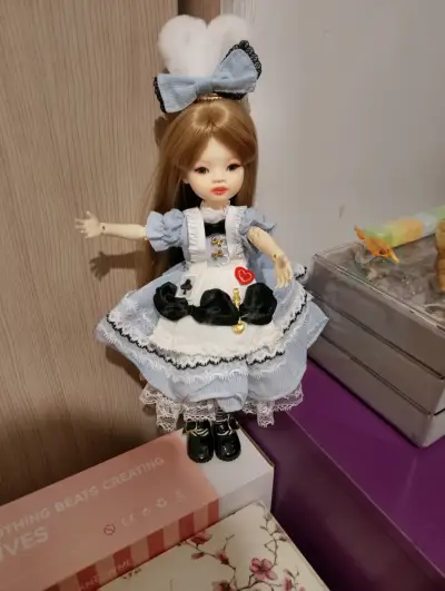 Muñeca BJD 1/6 Alicia - miniatura 4