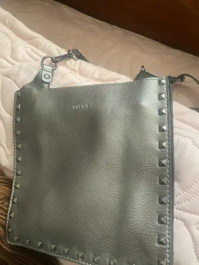 Cartera gris con tachas Prune - miniatura 1