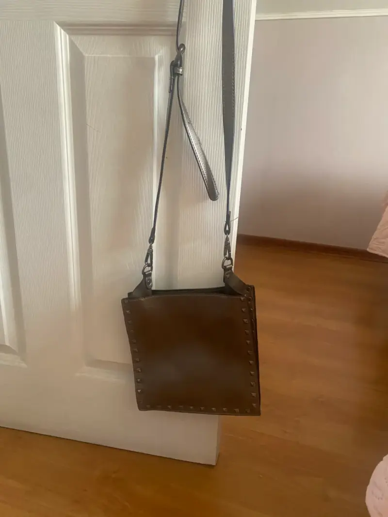 Cartera gris con tachas Prune - 2