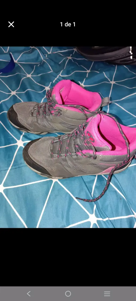 Botas de senderismo grises y rosadas - 2
