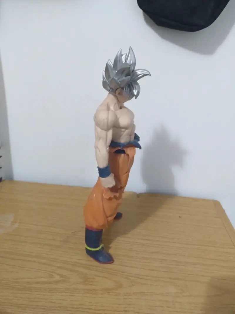 Figura de acción Goku Ultrainstinto - 4