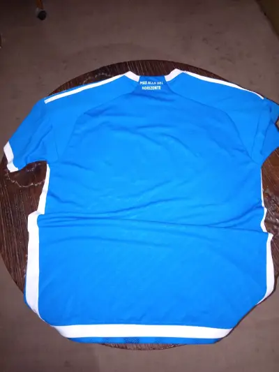 Camiseta roja futbolera Coolbet - miniatura 2